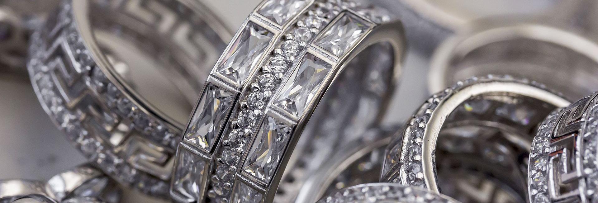 LISTA DE AVALIADORES DE ARTIGOS COM METAIS PRECIOSOS E DE MATERIAIS GEMOLOGICOS